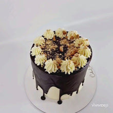 Load and play video in Gallery viewer, Peanut Butter Drip Cake
